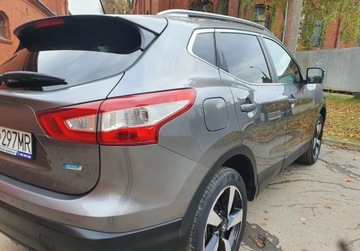 Nissan Qashqai II Crossover 1.5 dCi 110KM 2015 Nissan Qashqai Panorama Kamera 360 Hands Free GetHelp 1.5 Diesel, zdjęcie 3