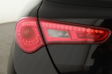 Alfa Romeo Giulietta Nuova II Hatchback 5d 1.6 JTD 16v 105KM 2011 Alfa Romeo Giulietta 1.6 JTDM, Klima, Klimatronic, zdjęcie 16