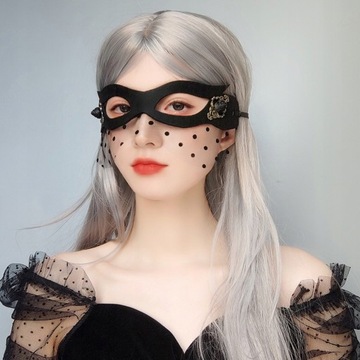 Полумаска на Хэллоуин Креативная марлевая маска