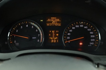 Toyota Avensis III Sedan 1.8 Valvematic 147KM 2011 Toyota Avensis 1.8 Valvematic, Salon Polska, Klima, zdjęcie 7