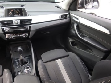 BMW X1 F48 2016 BMW X1 sDrive18d, Automat, Navi, Klima, zdjęcie 7