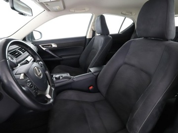 Lexus CT Hatchback 5d Facelifting 200h 136KM 2017 Lexus CT navi kamera grzane fotele tempomat, zdjęcie 12