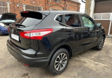 Nissan Qashqai II Crossover 1.2 DIG-T 115KM 2015 Nissan Qashqai Fajny Stan 1.2 Benzyna 116KM, zdjęcie 4