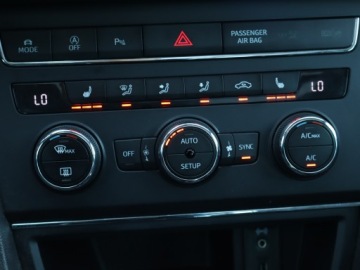 Seat Leon III ST 2.0 TDI CR 184KM 2015 Seat Leon 2.0 TDI FR, 181 KM, DSG, Skóra, Navi, zdjęcie 16