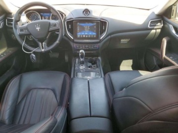 Maserati Ghibli III 2018 Maserati Ghibli S 2018 3.0 Benzyna 424KM, zdjęcie 8