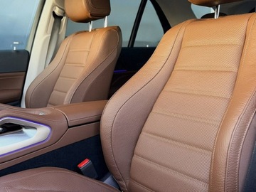 Mercedes GLE V167 SUV Facelifting 2.0 300d 269KM 2025 MERCEDES-BENZ GLE 300 d 4-Matic Suv 2.0 (269KM) 2025, zdjęcie 3