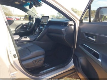 Toyota Venza 2024 Toyota Venza Limited 2024 2.5 Hybryda 176KM, zdjęcie 9