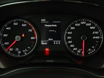 Seat Arona Crossover 1.0 EcoTSI 115KM 2019 Seat Arona Style 116KM hak climatronic tempomat, zdjęcie 21