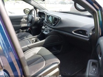 Chrysler Pacifica II 2023 Chrysler Pacifica 2023 CHRYSLER PACIFICA LIMITED AWD 3.6 Benzyna 287KM, zdjęcie 4