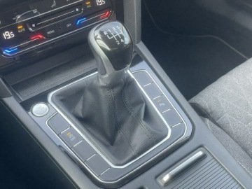 Volkswagen Passat B8 Variant Facelifting 2.0 TDI SCR 150KM 2023 Volkswagen Passat Variant 2.0 TDI 150KM krajowy, zdjęcie 18