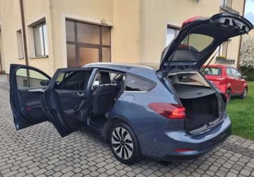 Ford Focus IV Kombi 1.0 EcoBoost 125KM 2019 Ford Focus Ful LED Zadbane Pierwszy wlasciciel Serwis ASO Niski przebieg P, zdjęcie 9