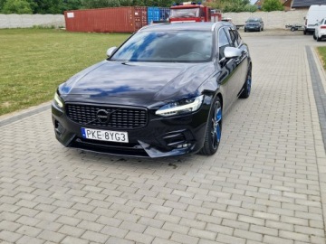 Volvo V90 II Kombi 2.0 D4 190KM 2017 Volvo V90 2.0d 190KM Polestar AWD R Design Bogate, zdjęcie 1