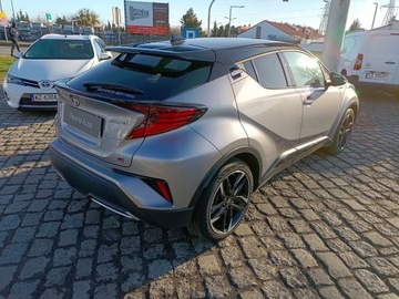 Toyota C-HR I Crossover Facelifting 2.0 Hybrid Dynamic Force 184KM 2021 Toyota C-HR, zdjęcie 4