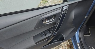 Toyota Auris II Touring Sports Facelifting 1.8 Hybrid 136KM 2017 Toyota Auris 1,8 benzyna Hybryda 136 KM automat Salon Polska II wlasciciel, zdjęcie 6