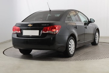 Chevrolet Cruze Sedan 1.8 16V DOHC 141KM 2011 Chevrolet Cruze 1.8 i 16V, Klima, Klimatronic, zdjęcie 4