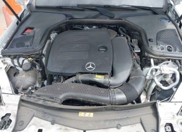 Mercedes Klasa E W213 2022 Mercedes-Benz Klasa E 2022, 2.0L, od ubezpieczalni 2.0 Benzyna 255KM, zdjęcie 13