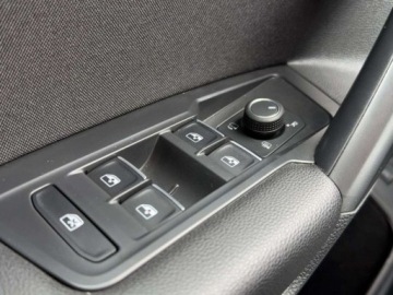 Volkswagen Tiguan II SUV Facelifting 2.0 TDI 150KM 2022 Volkswagen Tiguan Elegance, Matrix, Head-Up, Kamera, Ambiente, Asystenci, zdjęcie 21