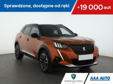 Peugeot 2008 II SUV 1.2 PureTech 130KM 2022 Peugeot 2008 1.2 PureTech, Salon Polska
