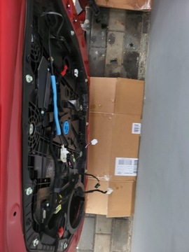 DVEŘE PRAVÉ PŘEDNÍ KIA EV6 ORIG. LAK CR5 STAV VELMI DOBRÝ