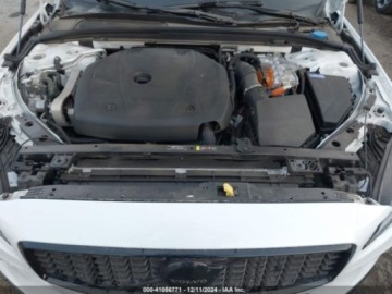 Volvo S60 III 2024 Volvo S60 Recharge Plug-In Hybrid T8 Ultimate Black Edition, 2024r., 4x4,, zdjęcie 12