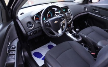 Chevrolet Cruze Sedan 1.6 16V DOHC 124KM 2012 Chevrolet Cruze Bezwypadkowy Serwisowany 1-Wlasciciel Klimatyzacja Tempoma, zdjęcie 6