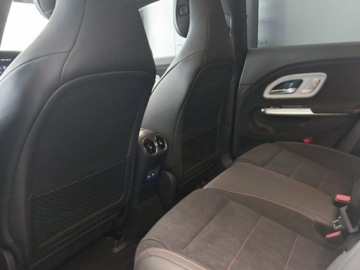 Mercedes CLA C118/X118 2026 Mercedes-Benz CLA 200 AMG Line 1.5 163KM, zdjęcie 4