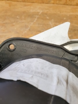 RENAULT MASTER III LIFT ADBLUE БАЛЛОННАЯ КРЫШКА