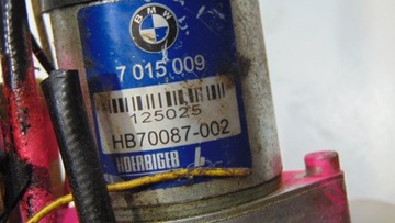 BMW 7 E65 E66 ČERPADLO HYDRAULICKÁ KRYT KUFRU 7015009