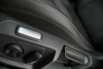 Volkswagen Arteon Fastback Facelifting 2.0 TDI SCR 150KM 2021 Volkswagen Arteon R-LINE Shooting Brake 2.0 TDI Salon PL SelectCar+ FV23%, zdjęcie 14