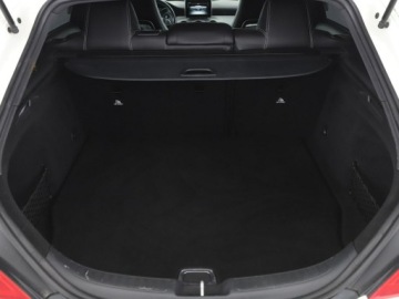 Mercedes CLA C117 Shooting Brake 1.6 180 122KM 2015 Mercedes CLA 180 półskóra navi klima grzane, zdjęcie 19