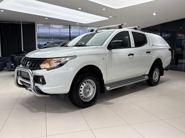 Mitsubishi L200 V Club Cab 2.4 154KM 2019 Mitsubishi L200 DC Invite / Wyciągarka / Hak / Sal