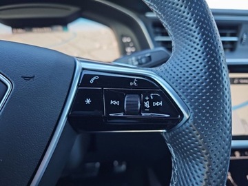 Audi A6 C8 Limousine 2.0 35 TDI 163KM 2022 Audi A6 Limousine 1367 nettodach panoramiczny, matrixy, head up, tempomat, zdjęcie 13