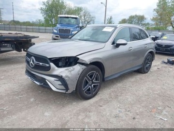 Mercedes GLC C254/X254 2024 Mercedes-Benz GLC 300 4Matic Suv 2024 2.0l 2.0 Benzyna 255KM, zdjęcie 1