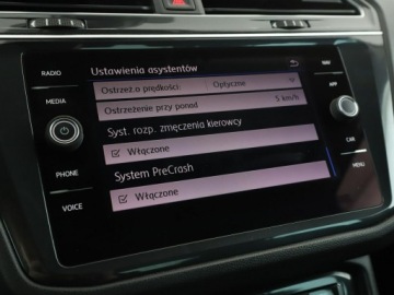 Volkswagen Tiguan II SUV 2.0 TDI 150KM 2018 Volkswagen Tiguan 2.0 TDI Automat 4Motion Highline, zdjęcie 29