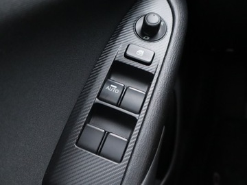 Mazda CX-3 Crossover 2.0 SKY-G 120KM 2016 Mazda CX-3 2.0 Skyactiv-G, Salon Polska, zdjęcie 15