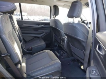 Jeep Grand Cherokee V 2023 Jeep Grand Cherokee 2023r., 4x4, 3.6L 3.6 Benzyna 293KM, zdjęcie 9