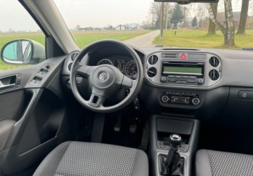 Volkswagen Tiguan I SUV 1.4 TSI BlueMotion 150KM 2011 Volkswagen Tiguan 100 oryginalny lakier, bezwypadkowy, zadbany, niski prze, zdjęcie 23
