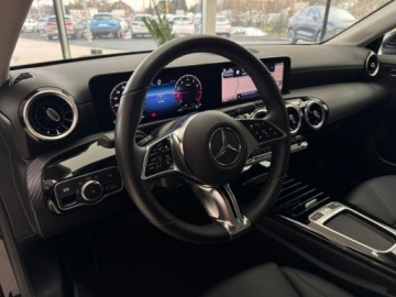 Mercedes CLA C118/X118 Coupe Facelifting 1.3 200 163KM 2024 Mercedes-Benz CLA 200 7G-DCT / Kamera cofania / Ca, zdjęcie 6