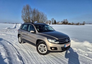 Volkswagen Tiguan I SUV Facelifting 2.0 TDI CR DPF BlueMotion 140KM 2012 Volkswagen Tiguan Volkswagen Tiguan 2.0 TDI BlueMot TrendampFun 2.0 140KM, zdjęcie 1