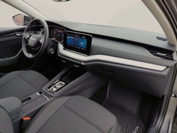 Skoda Octavia IV Liftback 1.5 TSI EVO 150KM 2024 Skoda Octavia 1.5TSI M-HEV 150KM Selection SalonPL ASO Virtual Matrix Kess, zdjęcie 17