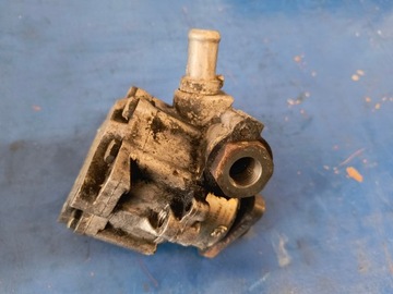 AUDI A4 B6 ČERPADLO SERVA 8E0145155N