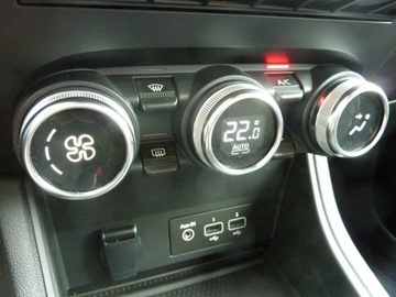 Renault Captur II 2022 Renault Captur INTENS*1.6 E-TECH, zdjęcie 20