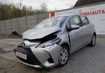 Toyota Yaris III Hatchback 5d Facelifting 2017 1.0 VVT-i 72KM 2019 Toyota Yaris Okazja Benzyna 72KM, zdjęcie 11
