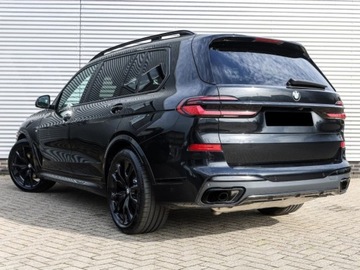BMW X7 SUV Facelifting 3.0 40d 352KM 2025 BMW X7 xDrive40d Sport Suv 3.0 (352KM) 2025, zdjęcie 2