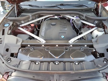 BMW X6 G06 2024 BMW X6 xDrive40I 2024 3.0l 3.0 Benzyna 375KM, zdjęcie 6
