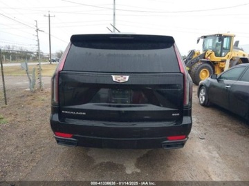 Cadillac Escalade III 2023 Cadillac Escalade 2023 CADILLAC ESCALADE 2WD SPORT 6.2 Benzyna 420KM, zdjęcie 6
