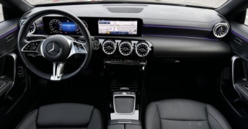 Mercedes CLA C118/X118 Coupe Facelifting 1.3 180 136KM 2024 Mercedes-Benz CLA SalonPL Kamera Multibeam LED Nawigacja Skora FV VAT23, zdjęcie 17