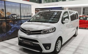 Toyota Proace II Furgon Medium 2.0 D-4D 177KM 2022 Toyota Proace Verso Verso 2.0 D4-D Long Business Aut. 2.0 Diesel 177KM, zdjęcie 9