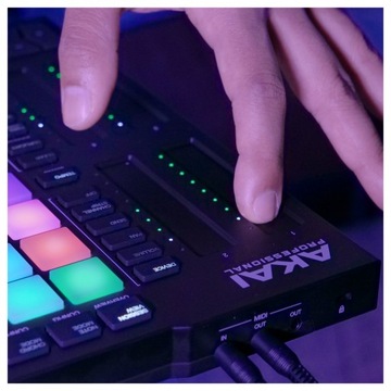 Akai APC 64 — контроллер для Ableton Live
