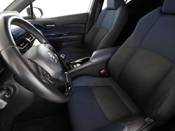 Toyota C-HR I Crossover 1.2L Turbo 116KM 2017 Toyota C-HR navi grzane fotele kamera tempomat, zdjęcie 11
